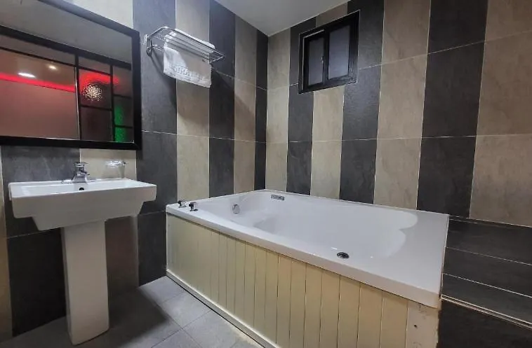 Moira Hotel Jeju 0*,